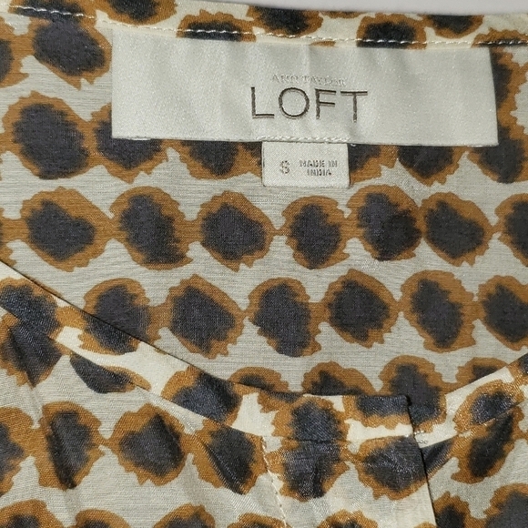 𝅺ann Taylor Loft Blouse size small - Picture 4 of 7